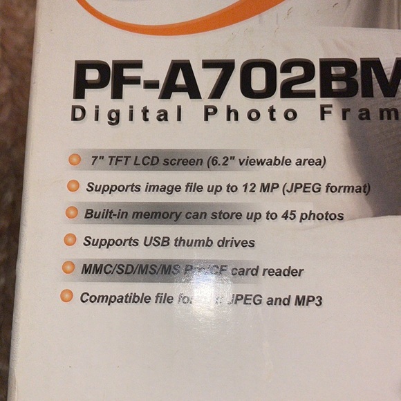 New Mustek PF-A702BM Digital Photo Picture 7” LCD screen Frame - Picture 2 of 6